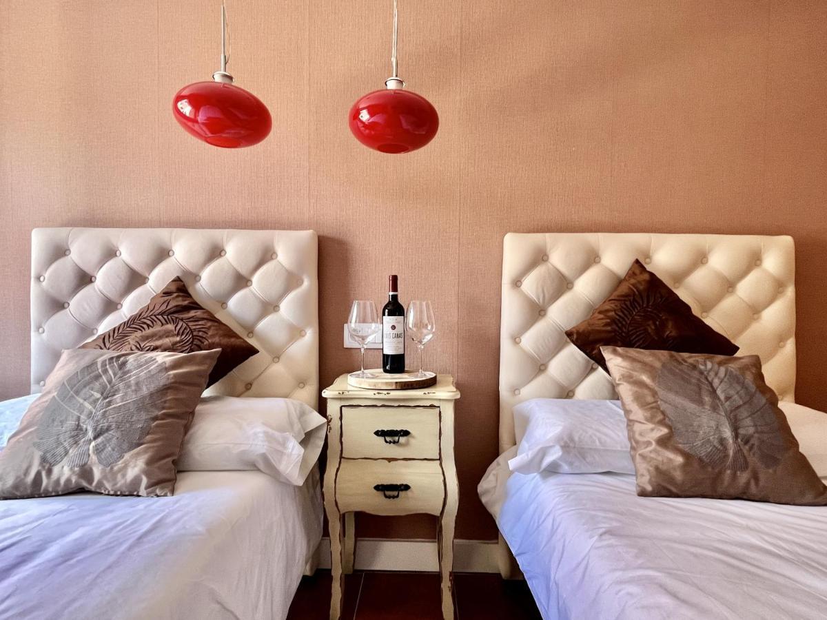 Hostal Nomadas By Gloove Villalba de la Sierra Kültér fotó