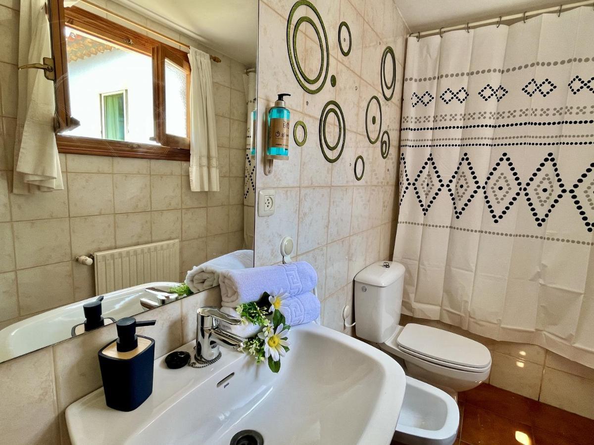 Hostal Nomadas By Gloove Villalba de la Sierra Kültér fotó